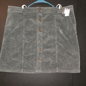 NWT Maurices Charcoal Button-Down Skirt